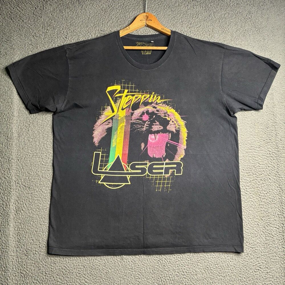 Lupe Fiasco ‘Steppin’ Laser’ 2010 Tour T-Shirt XL